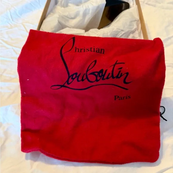 Christian Louboutin Pigalle 120 Black Patent Leather Heels - Size 41.5 - Picture 12 of 13